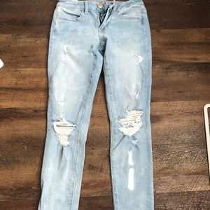American eagle light wash jeans
